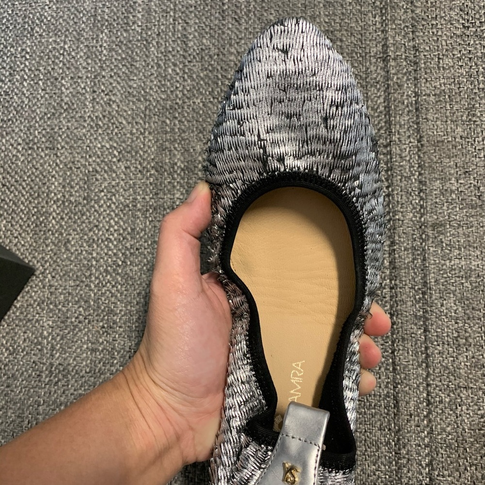 Yosi Samra silver wrap up flats